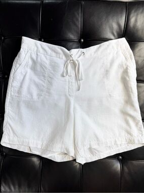 Vintage White Shorts